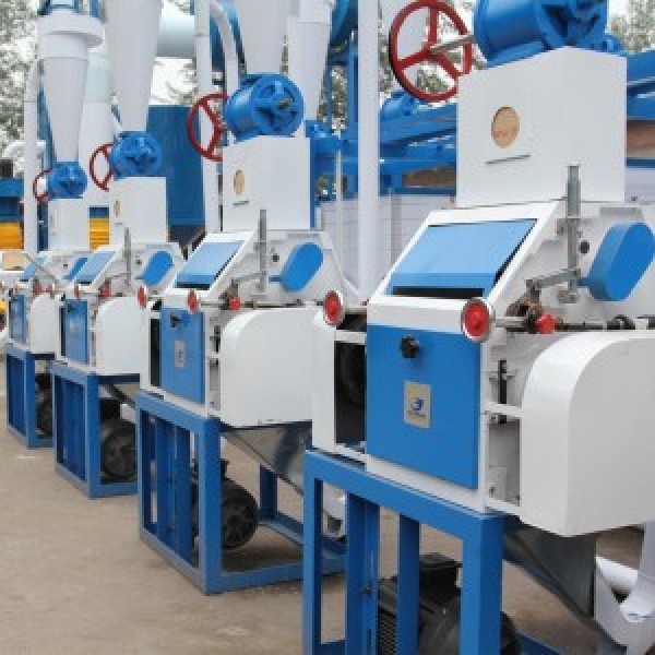 Corn meal machine